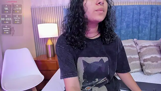 pretty sunlight  online show from April 2, 2026, 2:31 am