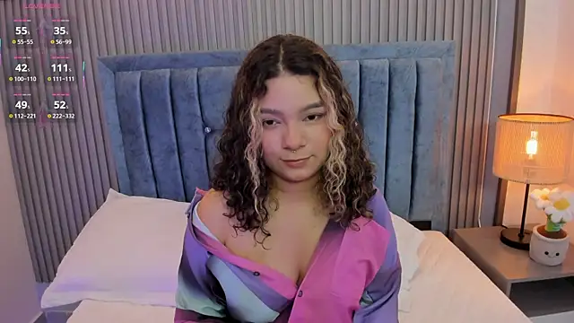 pretty sunlight  online show from June 26, 2026, 1:32 am