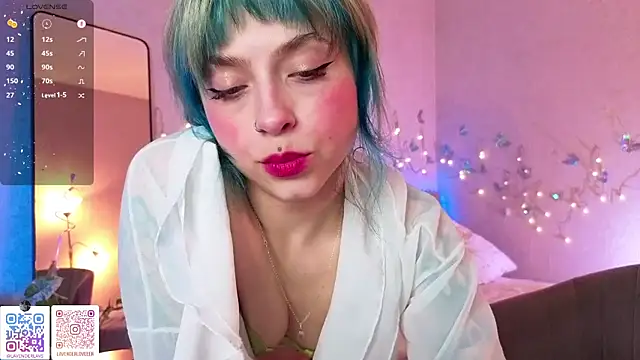 lavenderluxe online show from May 11, 2026, 6:27 pm
