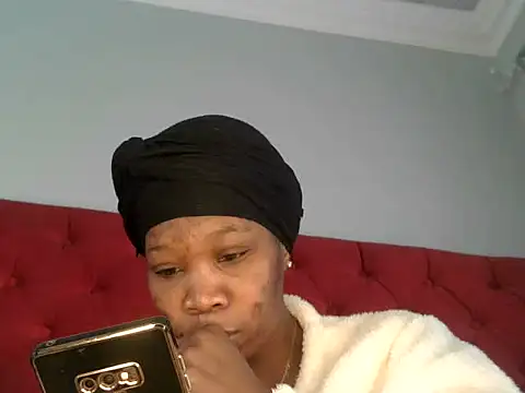 TheSweetBerry online show from July 27, 2026, 7:48 am