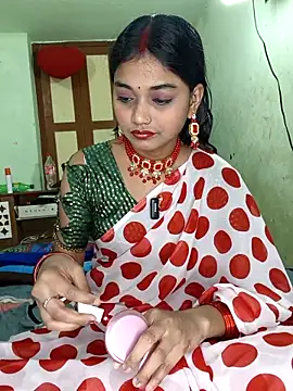 pojahoty online show from November 3, 2025, 7:42 am