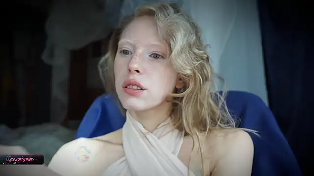  Phantom thread  online show from October 13, 2025, 10:04 am