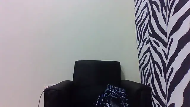 Snapshot of sweets_80 chatting on April 20, 2026, 9:05 pm sweets 80 online show from April 20, 2026, 9:05 pm