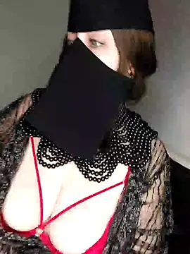 Snapshot of -Arab_milf- chatting on December 31, 2024, 5:33 am -Arab milf- online show from December 31, 2024, 5:33 am