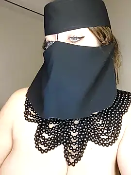 Snapshot of -Arab_milf- chatting on January 1, 2025, 10:21 am -Arab milf- online show from January 1, 2025, 10:21 am