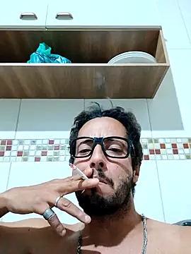 2024gaelpiroca online show from September 26, 2025, 3:32 am