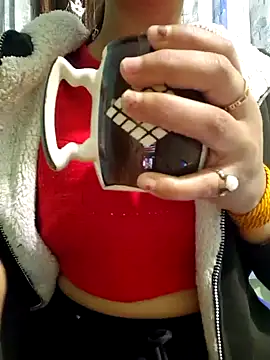 MIss-Naina online show from December 30, 2024, 7:32 pm