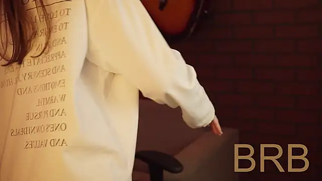 Snapshot of EllieCutes chatting on February 20, 2025, 11:31 am EllieCutes online show from February 20, 2025, 11:31 am