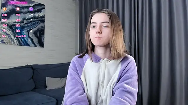 MeghanElson online show from December 13, 2024, 11:02 am