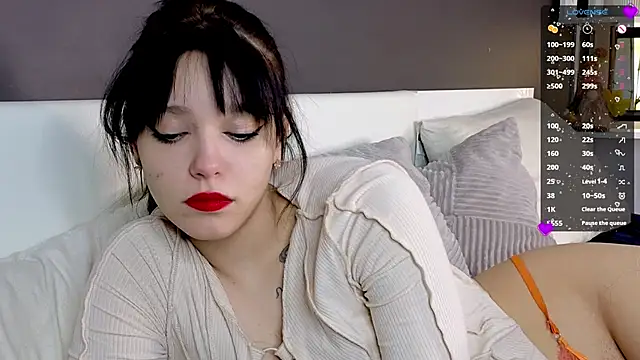 WildaBendell online show from December 7, 2024, 7:54 pm