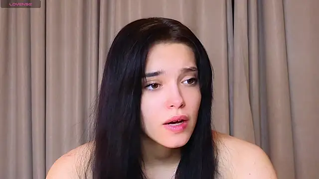 WildaBendell online show from February 12, 2025, 7:45 pm