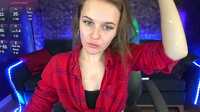 MaribelRiverr  online show from December 20, 2024, 12:27 pm