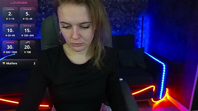 MaribelRiverr  online show from January 26, 2025, 9:40 am