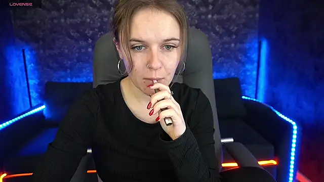 MaribelRiverr  online show from February 8, 2025, 6:22 am