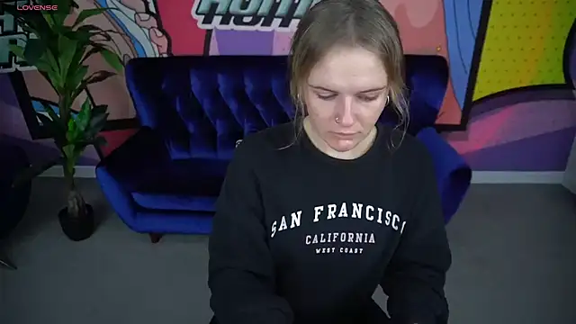 MaribelRiverr  online show from October 21, 2025, 5:41 am