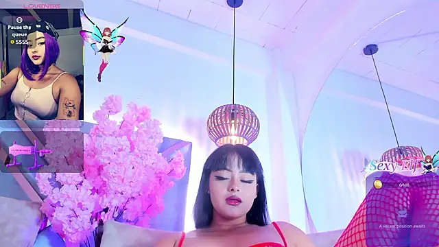 KimVelezz online show from February 1, 2026, 2:43 am