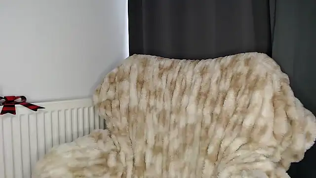 Snapshot of ElizabethAC chatting on October 28, 2025, 8:51 am ElizabethAC online show from October 28, 2025, 8:51 am