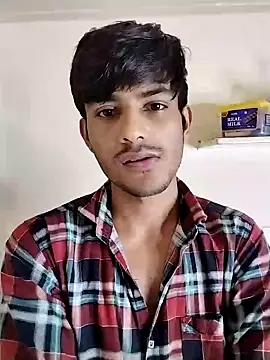 kingkartik7 online show from January 14, 2025, 9:09 pm