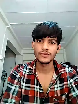 kingkartik7 online show from January 15, 2025, 11:53 am