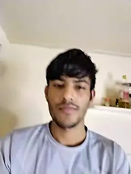 kingkartik7 online show from January 21, 2025, 8:32 pm