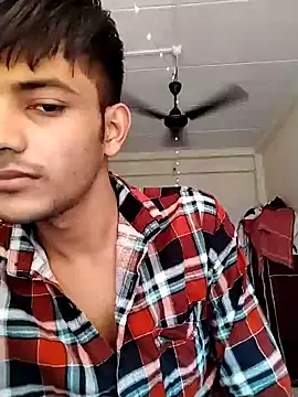 kingkartik7 online show from February 7, 2025, 8:22 am