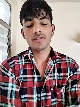 kingkartik7 online show from February 15, 2025, 10:55 am