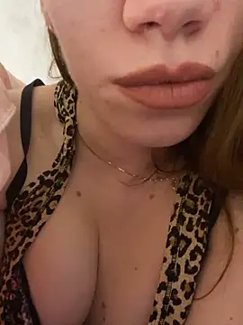 EvaRush online show from December 2, 2024, 12:09 am