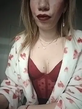 Snapshot of EvaRush chatting on February 23, 2026, 6:49 pm EvaRush online show from February 23, 2026, 6:49 pm