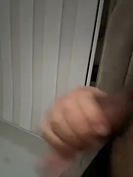 derFickerali online show from September 28, 2025, 2:28 am