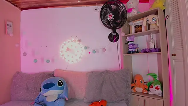 Snapshot of mara_jackson_ chatting on March 12, 2025, 8:52 pm mara jackson online show from March 12, 2025, 8:52 pm