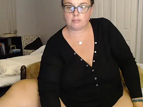 Snapshot of LauLauPAWG chatting on September 15, 2025, 4:01 am LauLauPAWG online show from September 15, 2025, 4:01 am