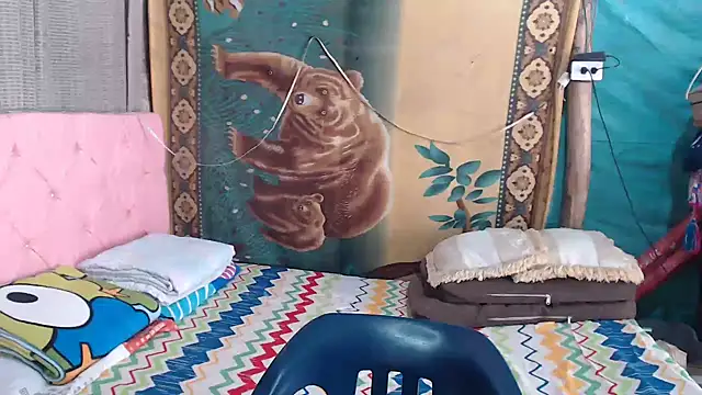 mom son dirty online show from November 5, 2025, 2:17 pm