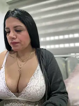 Snapshot of Milff_parkerrr chatting on January 14, 2025, 12:14 pm Milff parkerrr online show from January 14, 2025, 12:14 pm