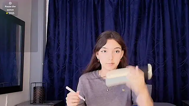 Marcelaa fox online show from February 26, 2025, 8:33 pm