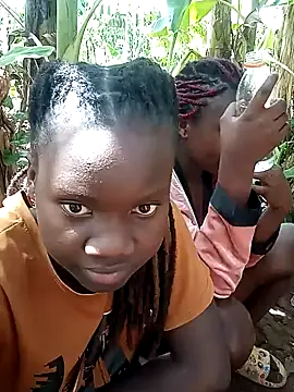 Black juicy24 online show from January 17, 2025, 11:17 am