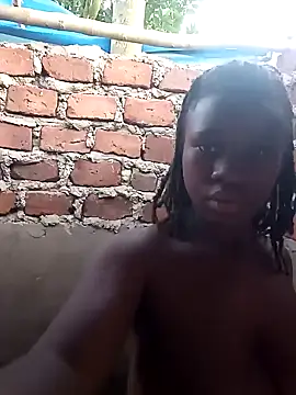 Black juicy24 online show from March 1, 2025, 3:27 pm