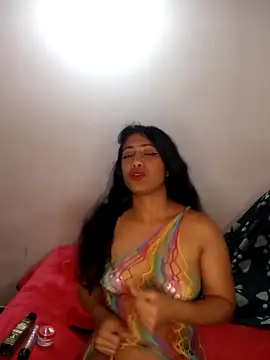 Astridjose online show from April 12, 2026, 1:43 am