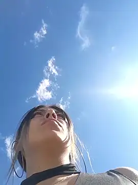 Sweel Leyva18 online show from October 2, 2025, 8:16 pm