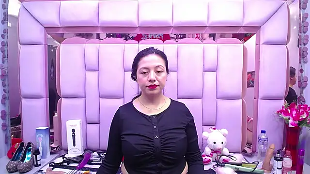 slut anal  online show from September 13, 2025, 7:46 pm