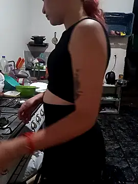 Scarlett-Leh online show from February 19, 2025, 10:42 pm