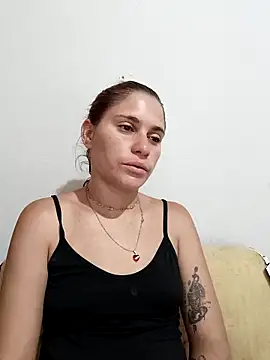 Scarlett-Leh online show from March 18, 2025, 4:47 am