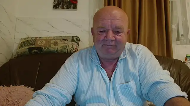 Snapshot of fullballs6 chatting on November 12, 2025, 3:07 am fullballs6 online show from November 12, 2025, 3:07 am