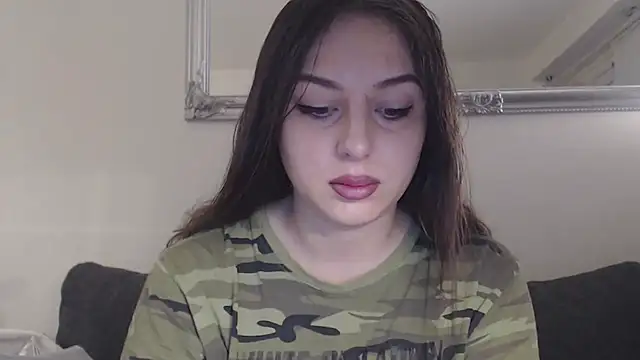 Snapshot of courtneyPerfect chatting on December 6, 2024, 7:54 am courtneyPerfect online show from December 6, 2024, 7:54 am