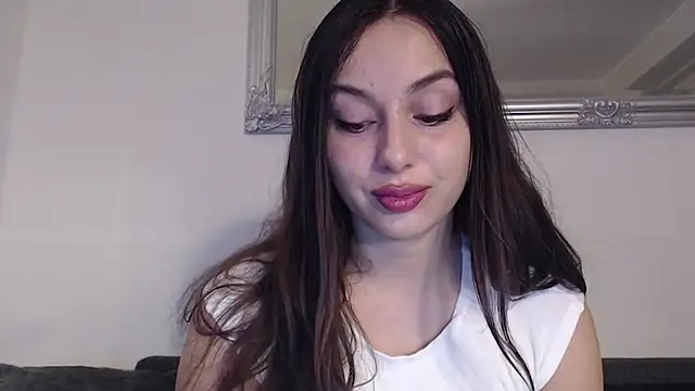 Snapshot of courtneyPerfect chatting on December 13, 2024, 7:47 am courtneyPerfect online show from December 13, 2024, 7:47 am