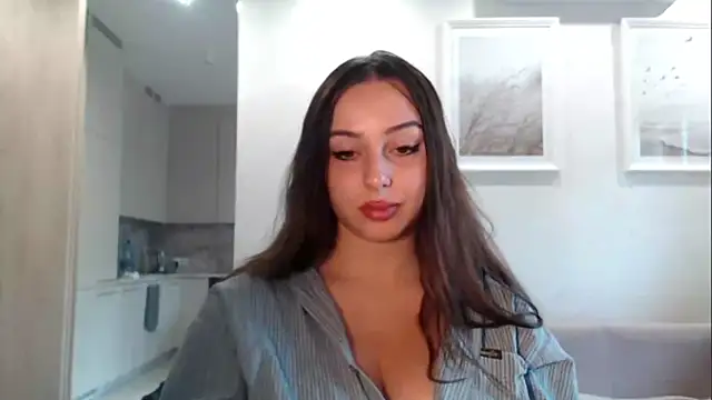 Snapshot of courtneyPerfect chatting on September 23, 2025, 1:47 pm courtneyPerfect online show from September 23, 2025, 1:47 pm