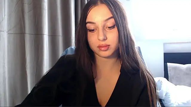 Snapshot of courtneyPerfect chatting on September 29, 2025, 1:49 pm courtneyPerfect online show from September 29, 2025, 1:49 pm