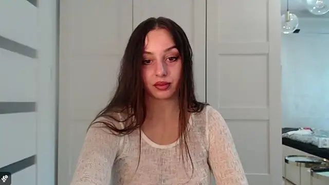 Snapshot of courtneyPerfect chatting on October 23, 2025, 1:43 pm courtneyPerfect online show from October 23, 2025, 1:43 pm