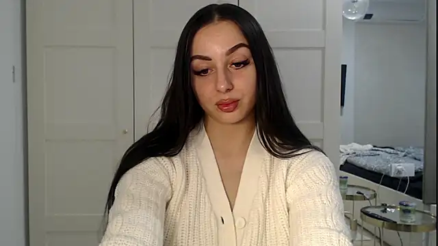 courtneyPerfect online show from February 13, 2026, 2:46 pm