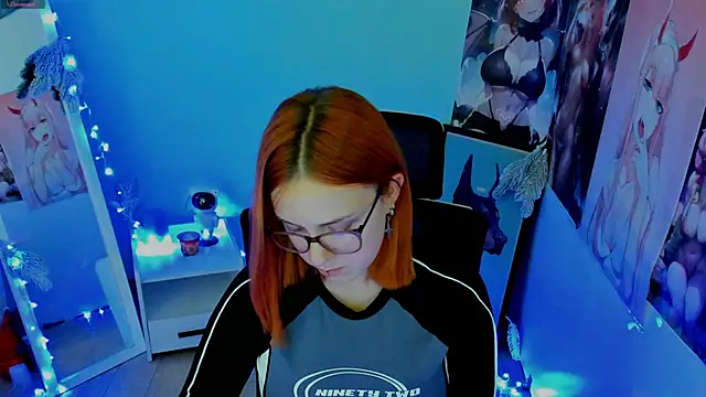 Snapshot of Rudy_02 chatting on December 11, 2024, 8:18 pm Rudy 02 online show from December 11, 2024, 8:18 pm