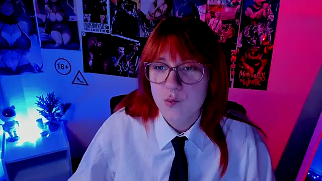 Snapshot of Rudy_02 chatting on October 15, 2025, 12:16 pm Rudy 02 online show from October 15, 2025, 12:16 pm